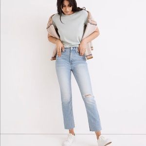 Madewell Petite Perfect Vintage Jean in Coney Wash: Destroyed Edition